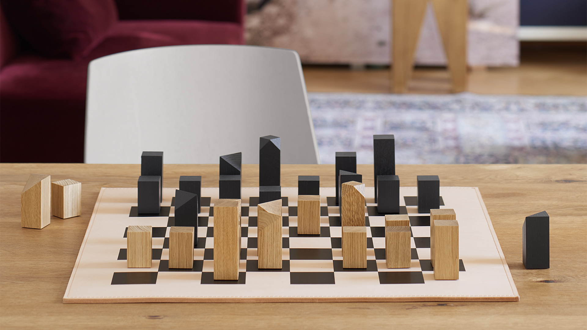 Nona Chess Set, Lifestyle