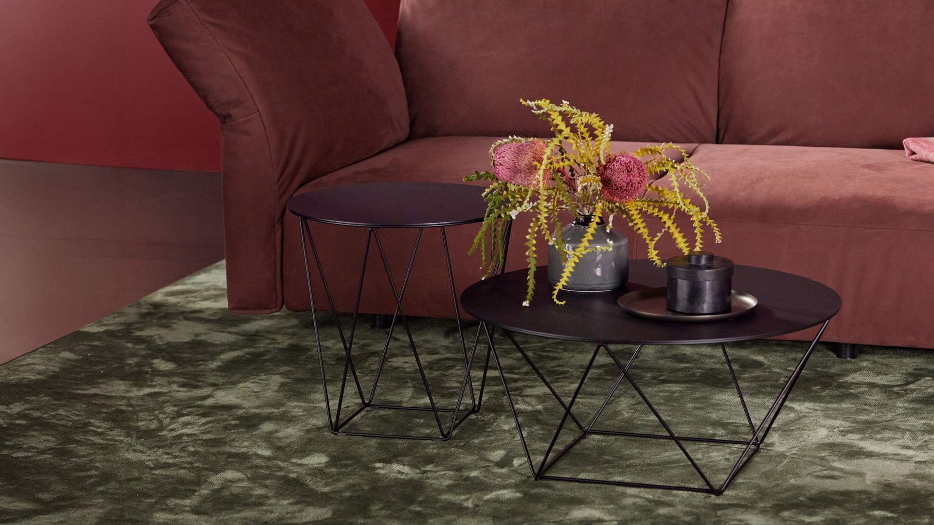 Joco Saddle Side Table, Lifestyle