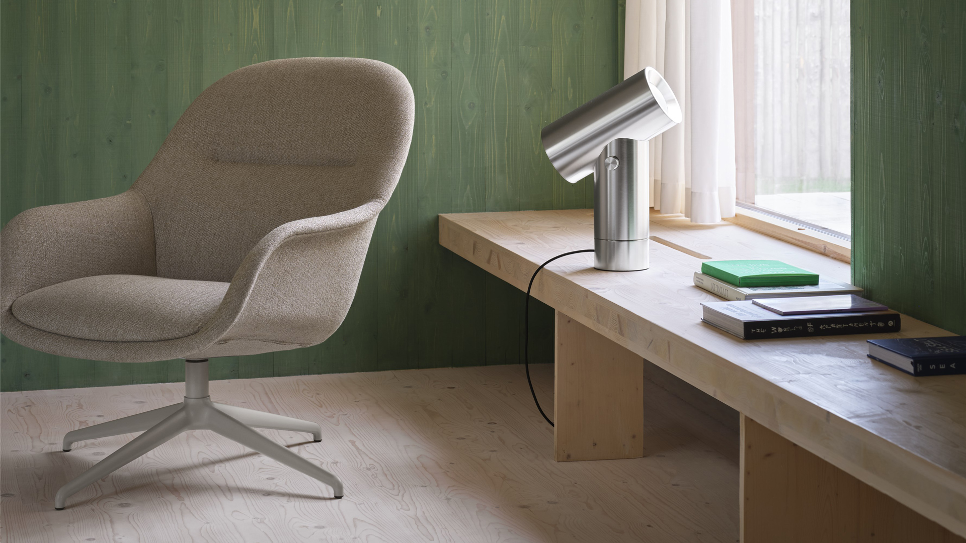 Fiber Lounge Armchair, Swivel Base