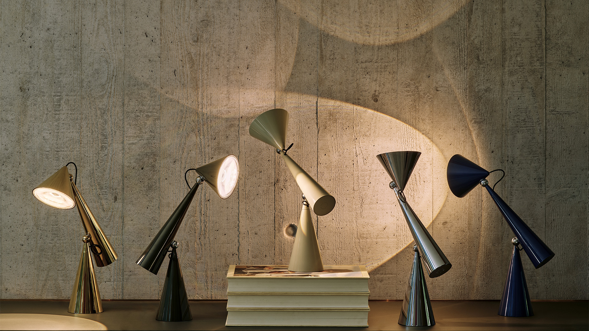 Pose Task Light, Lifestyle