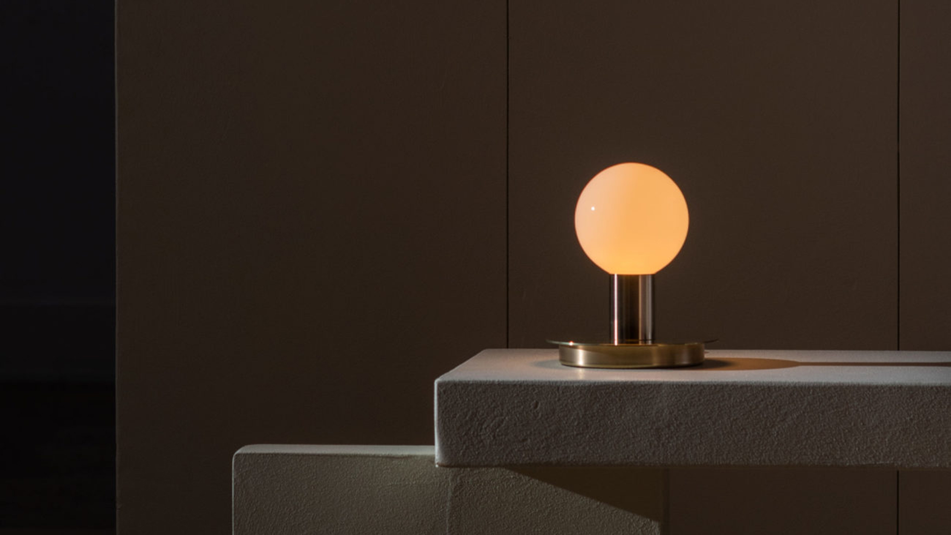 Dot 04 Table Lamp, Lifestyle