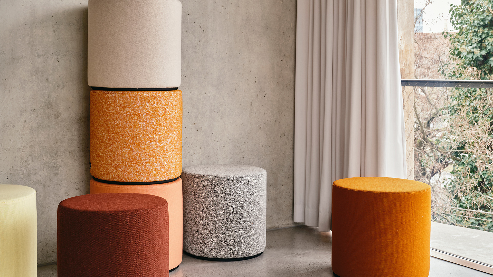 Visiona Stool, Lifestyle