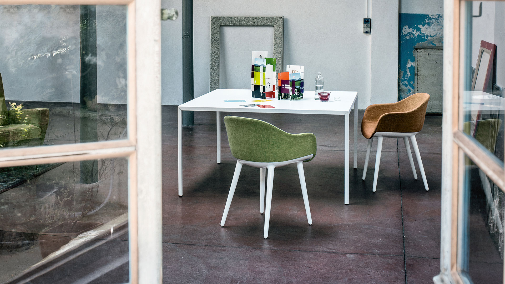 Cyborg Lady Chair, Lifestyle