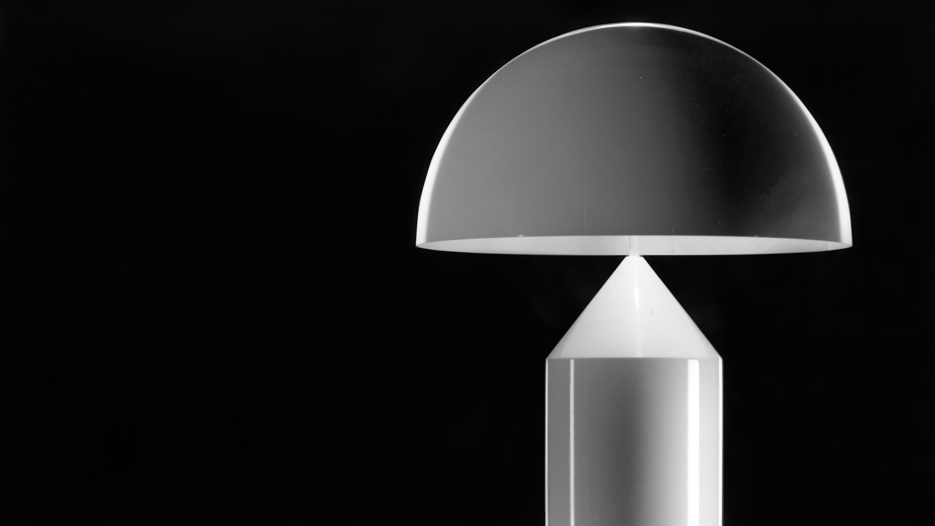 Atollo Table Lamp, Metal - Lifestyle