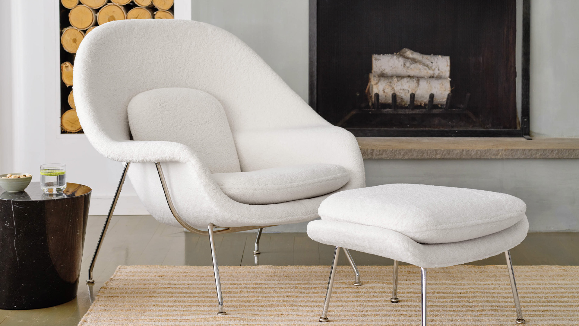 Womb Chair Ottoman, Lifestyle