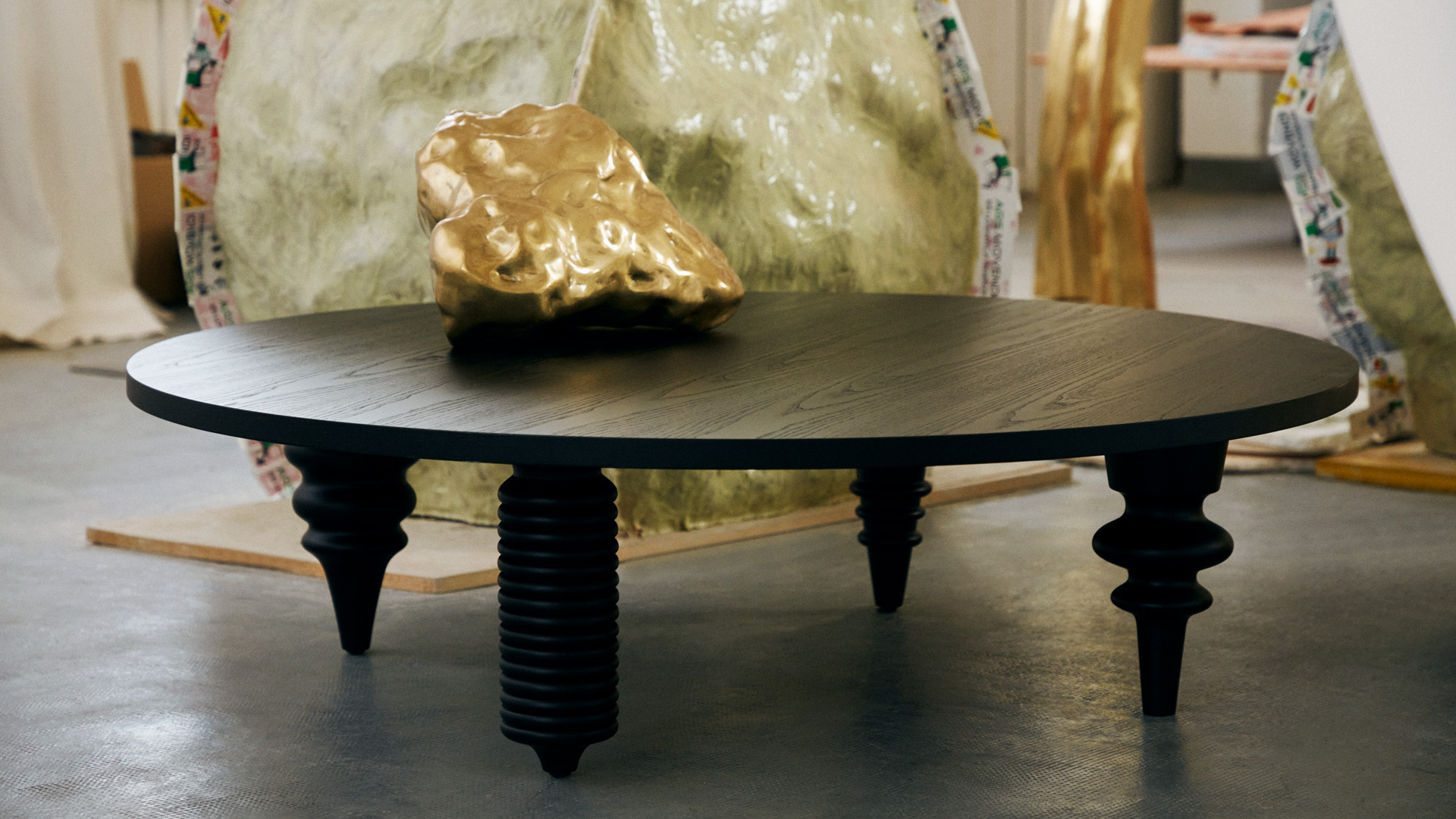 Multileg Round Low Table, Lifestyle