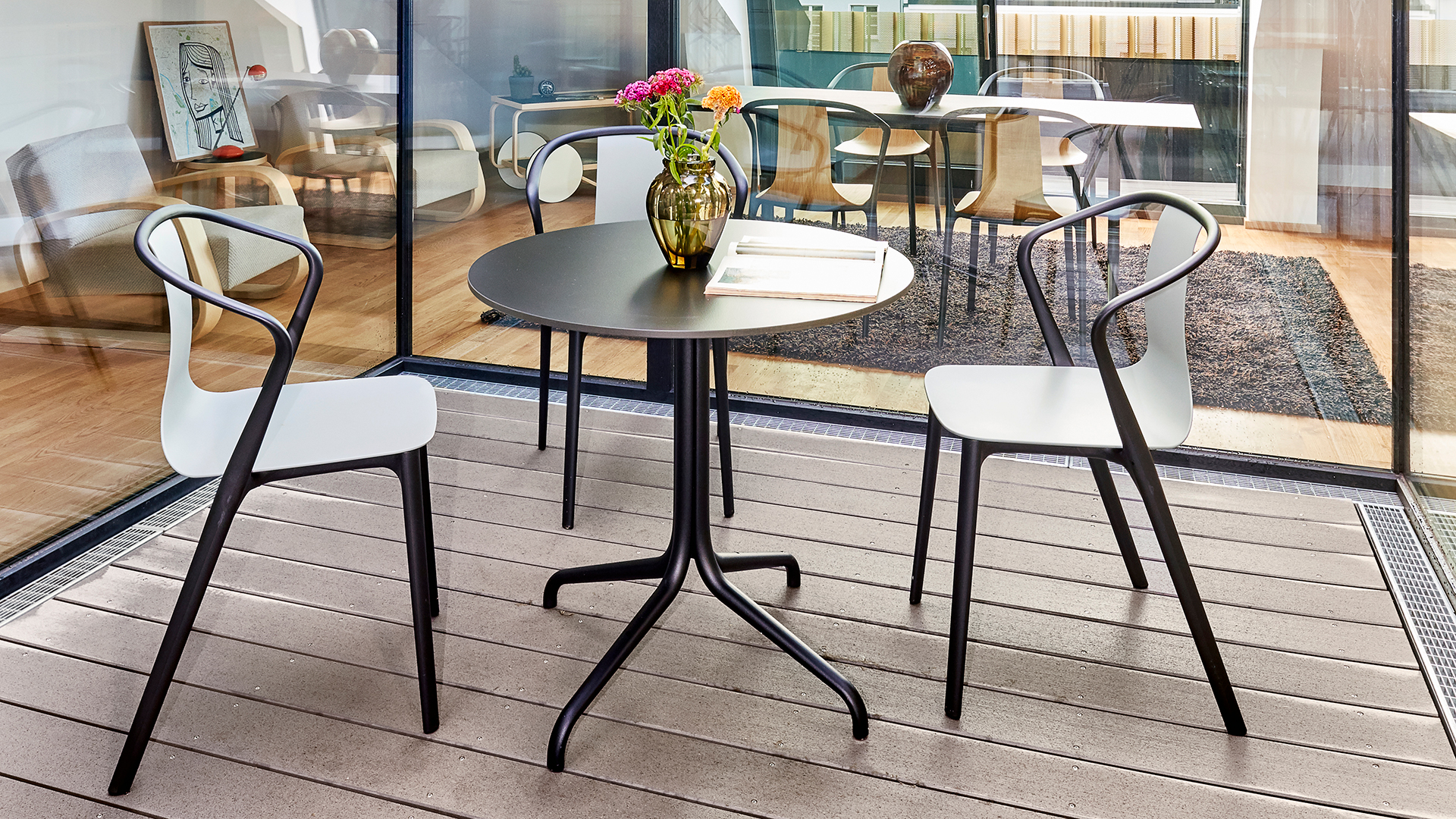 Belleville Bistro Table, Round, Lifestyle