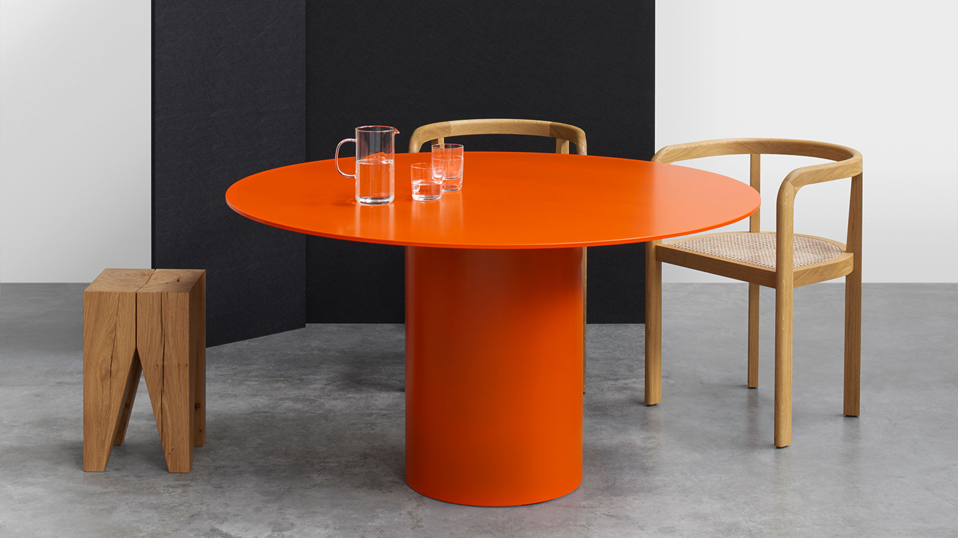 Hiroki Metal Table, Lifestyle