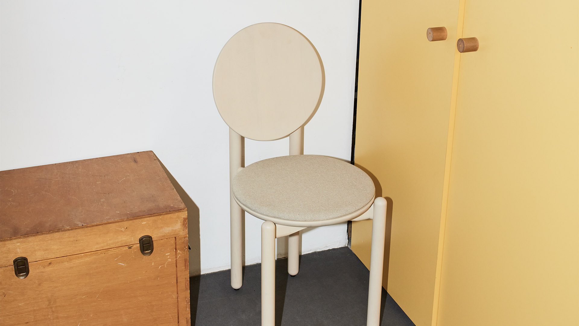 Eclipso Chair, Lifestyle