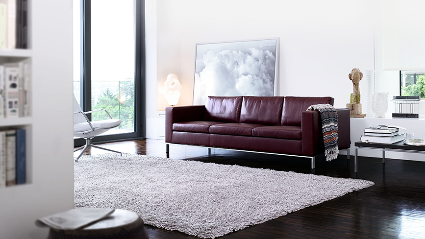 Foster 503 Sofa, Lifestyle