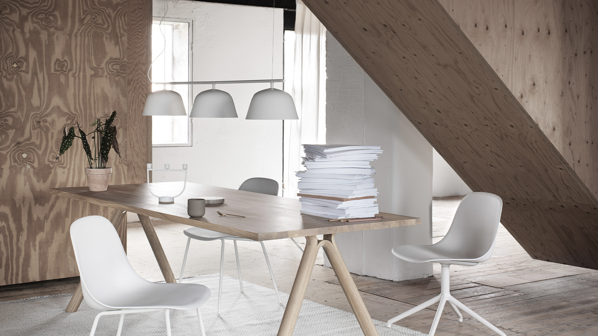 Ambit Rail Lamp, Lifestyle