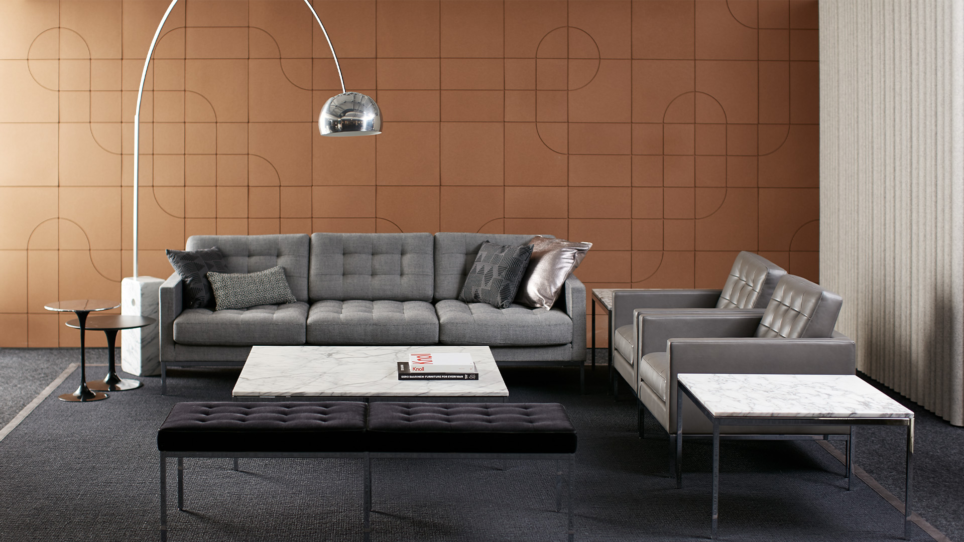 Knoll Sofa, Lifestyle