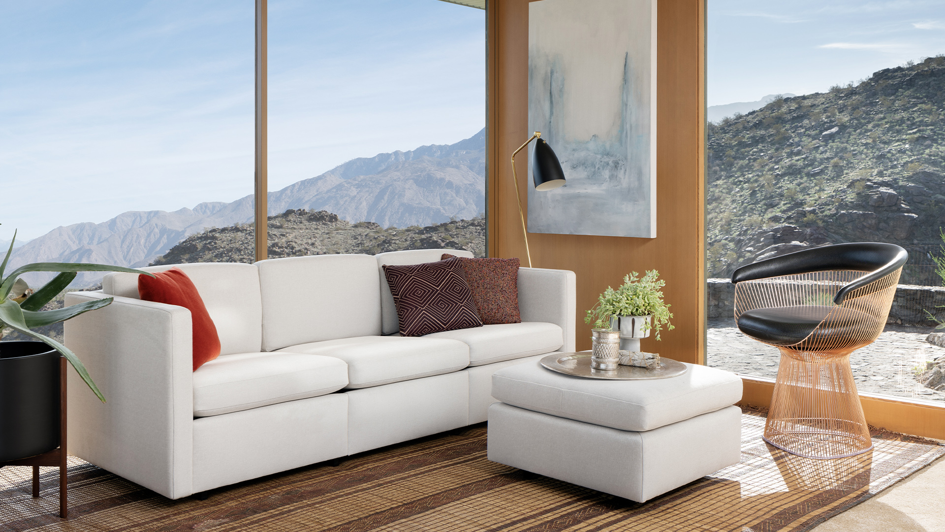 Pfister Sofa, Lifestyle