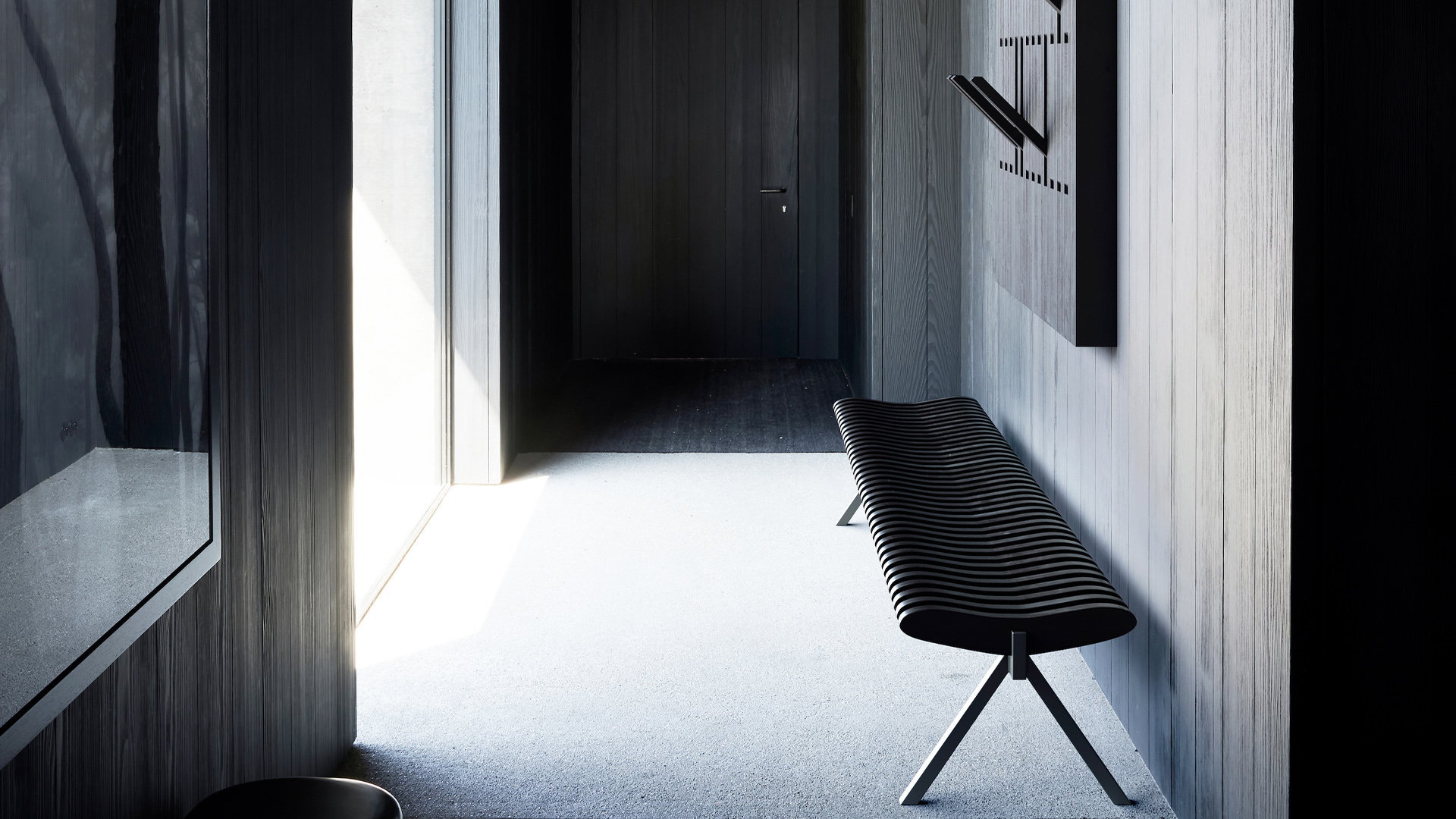 Prelude Bench, Lifestyle