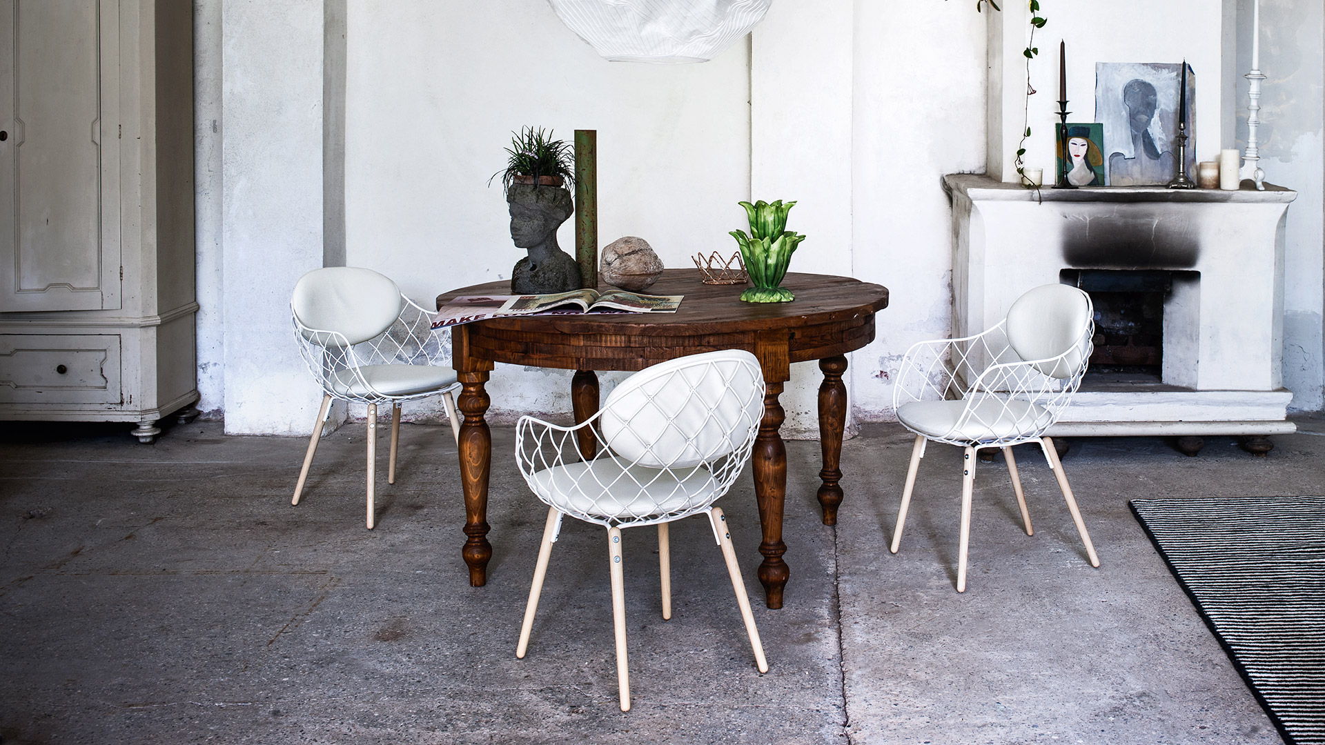 Pina Armchair, Wood Base, Lifestyle