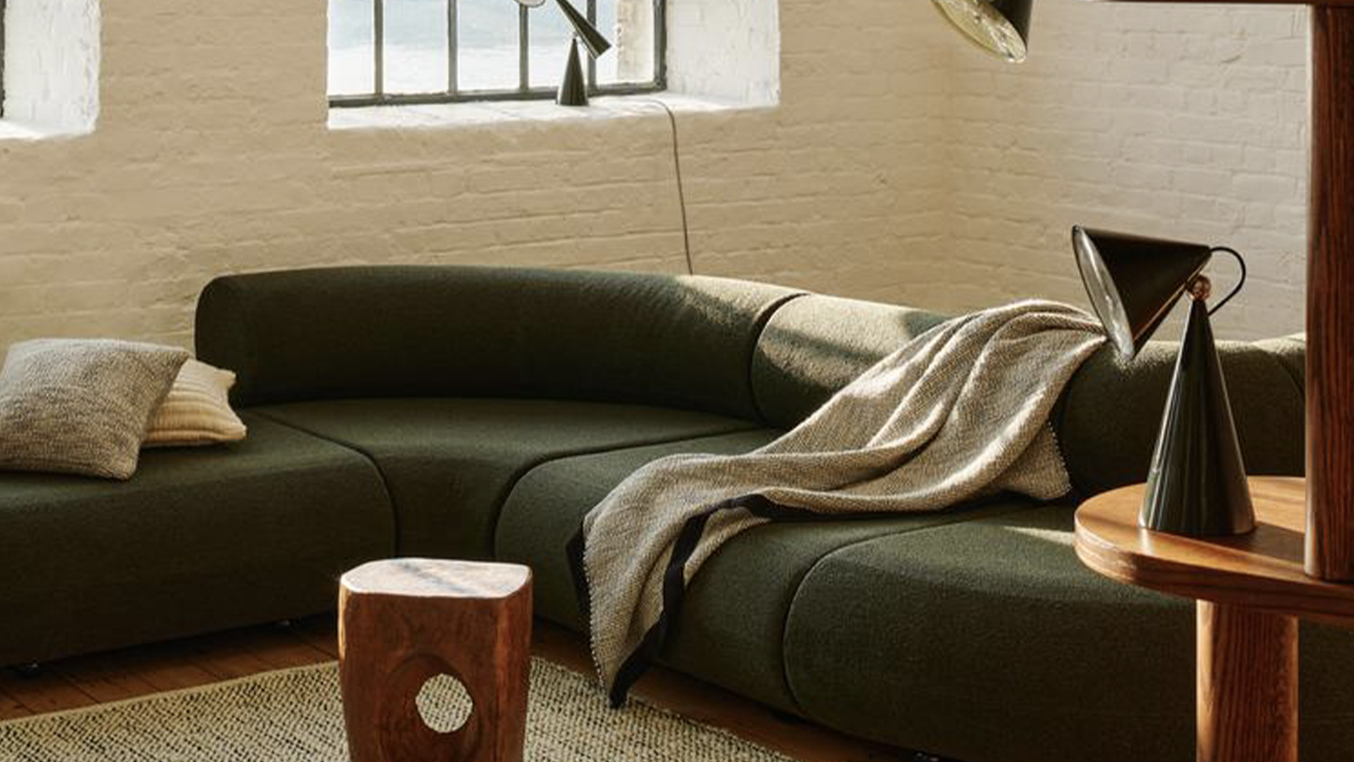 Thread Throw, Lifestyle