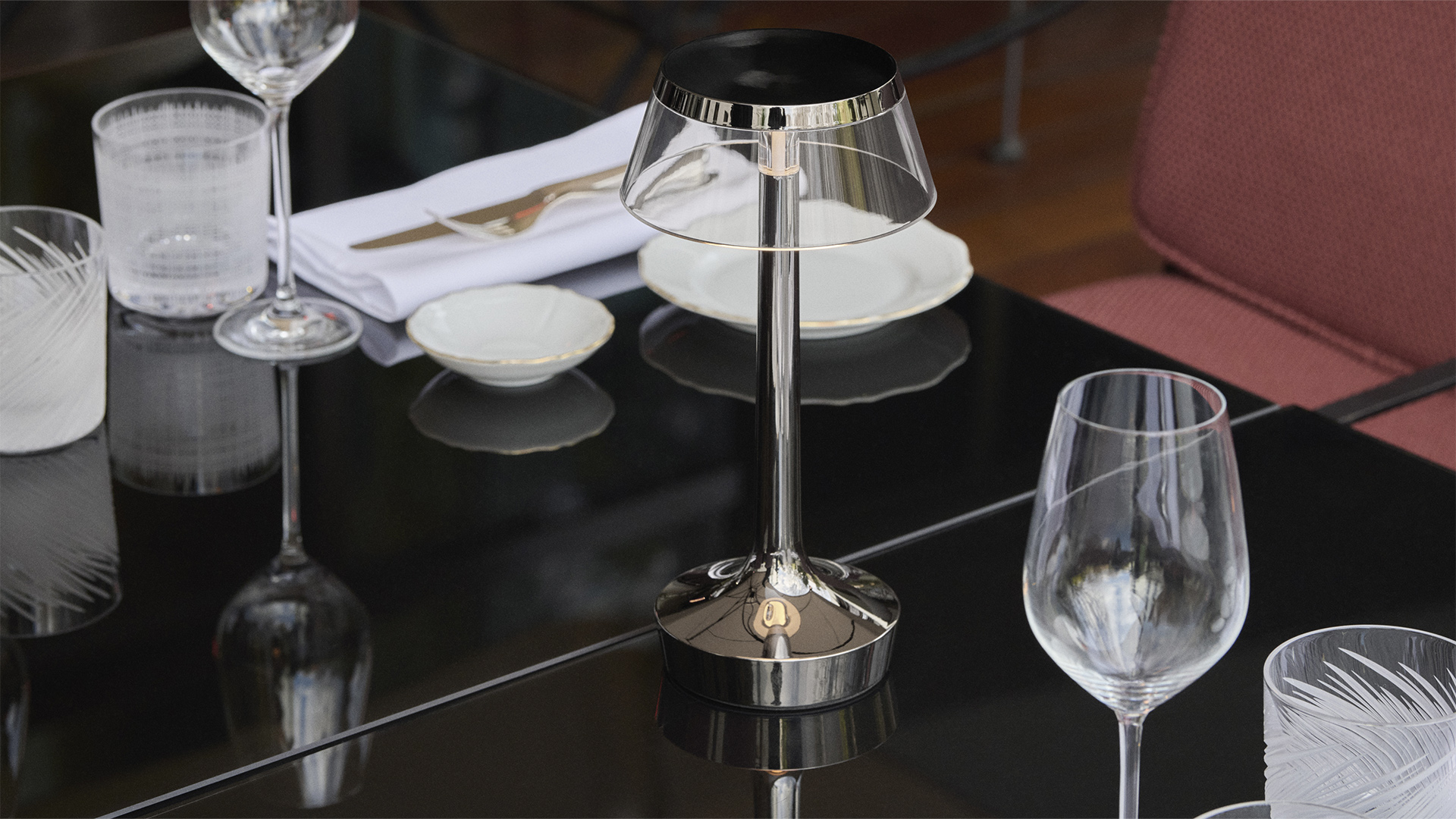 Bon Jour Unplugged Lamp, Lifestyle