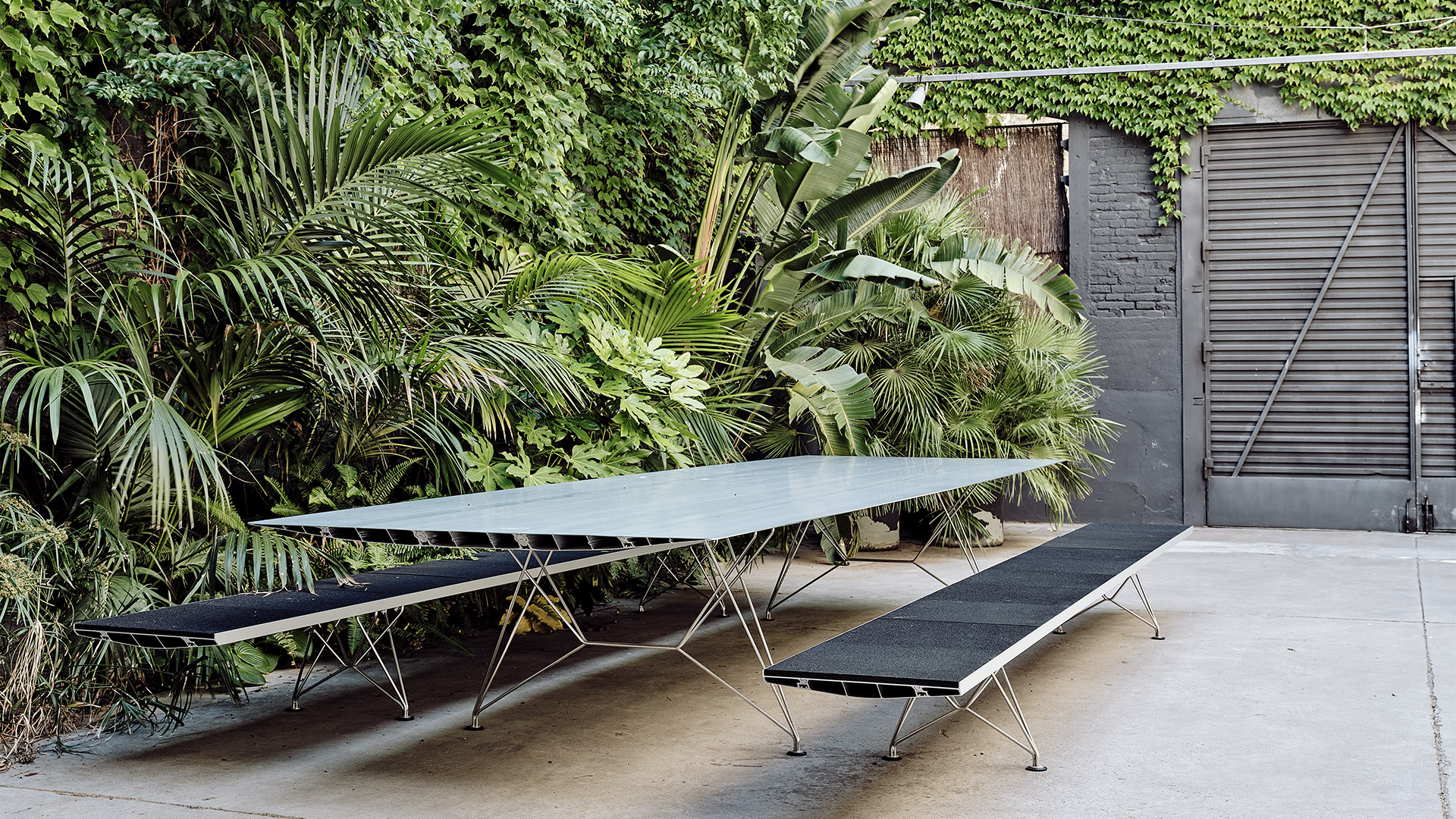 Wing Bench, Lifestyle
