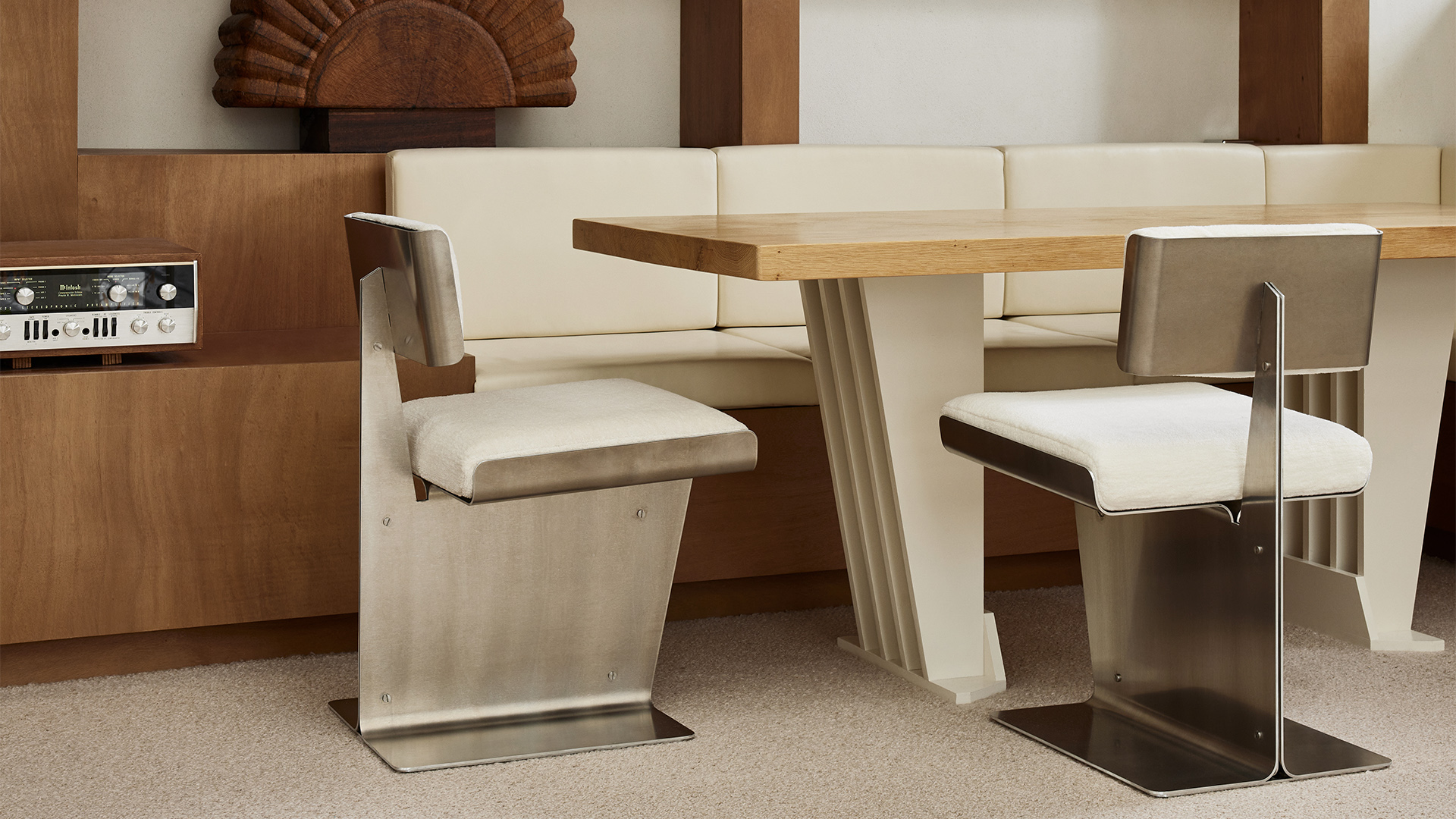 Phoenix Chair, Lifestyle