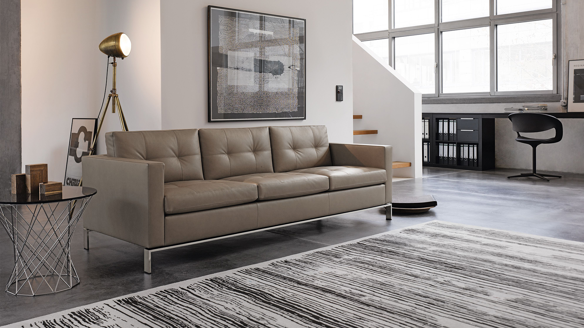 Foster 502 Sofa, Lifestyle