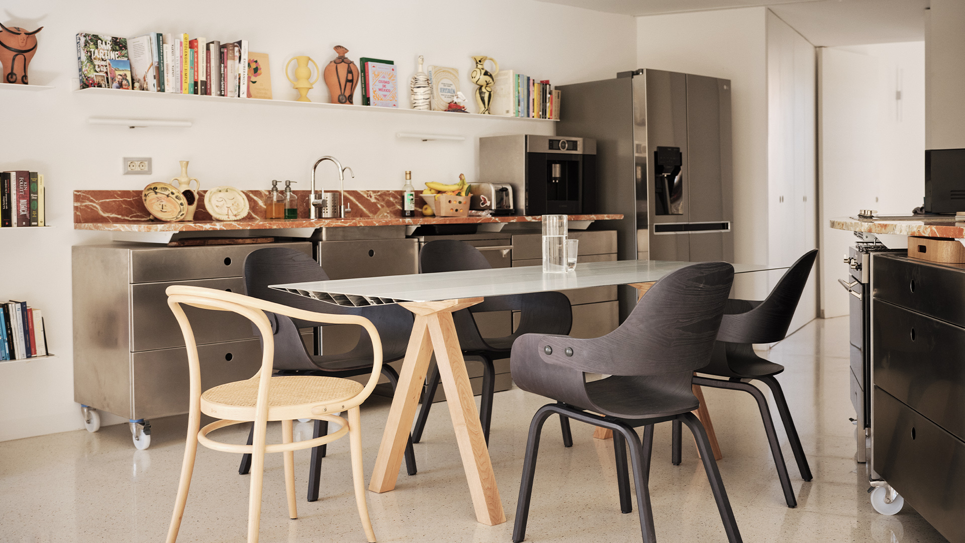 Table B, Wooden Legs, Lifestyle