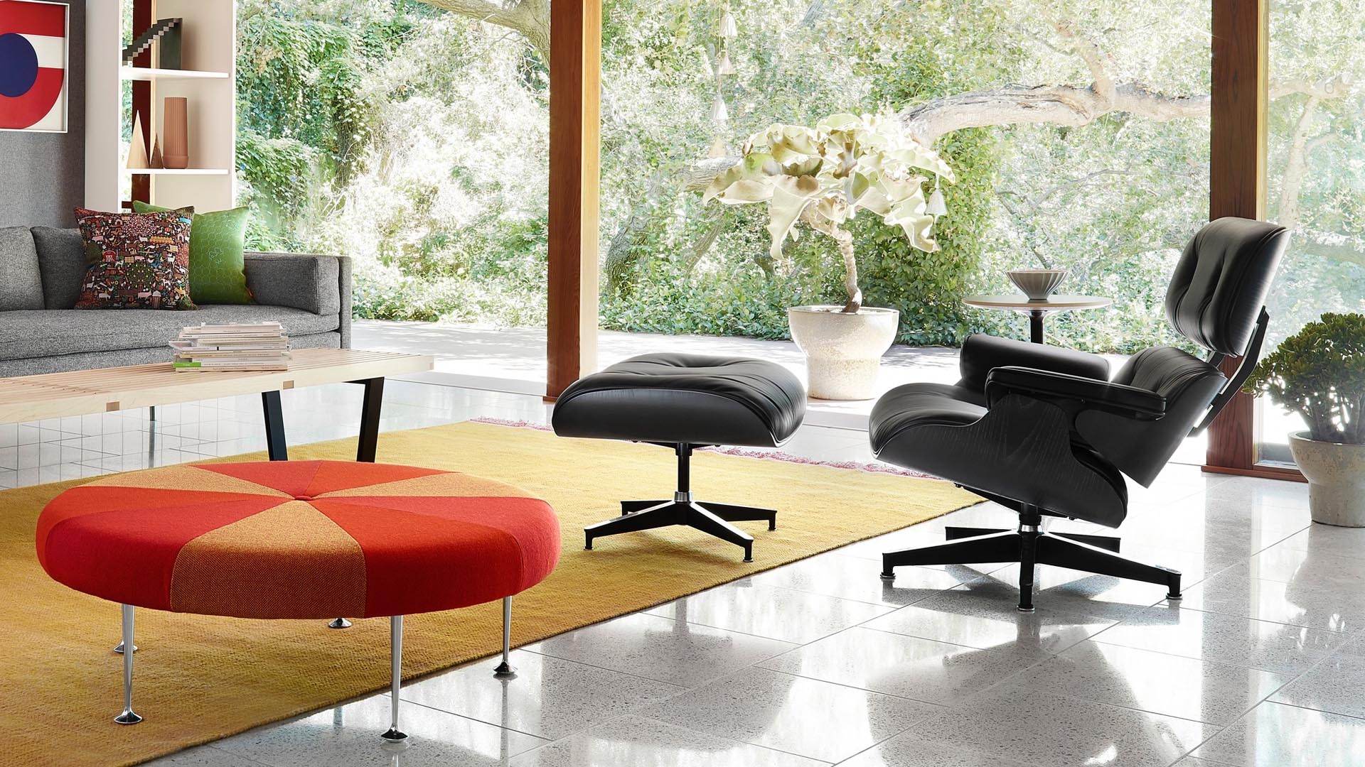 Eames Lounge & Ottoman, Lifestyle