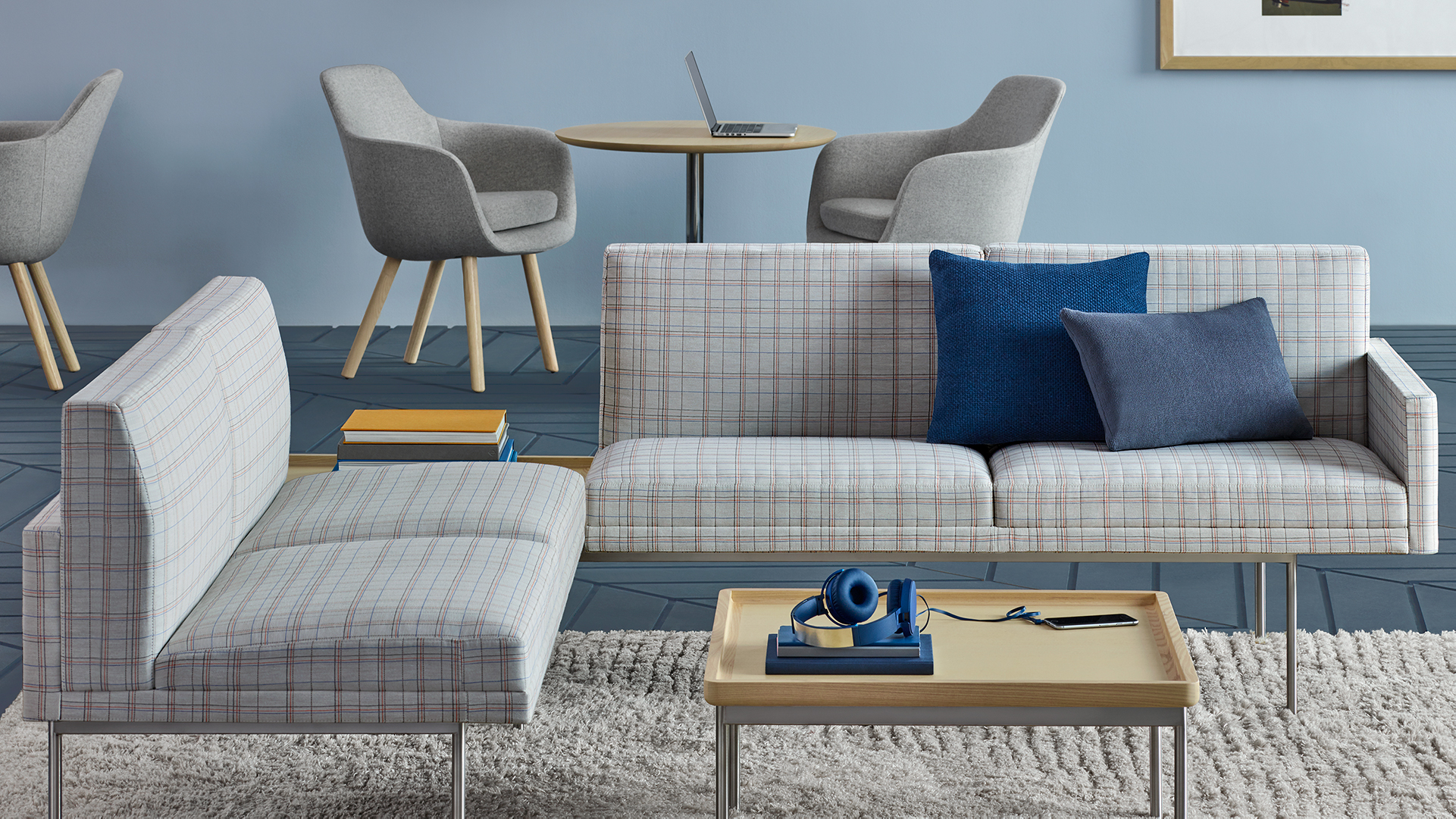 Herman Miller Tuxedo Classic Sofa Living Edge