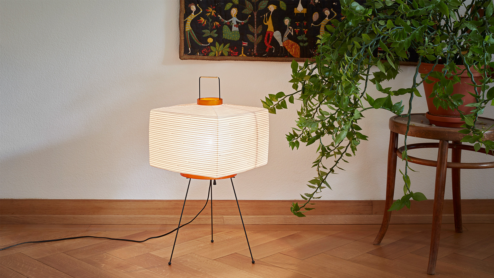 Akari 7A Table Lamp, Lifestyle