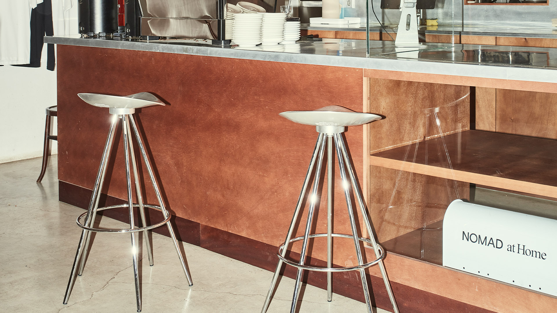 BD Barcelona Design Jamaica Stool | Living Edge