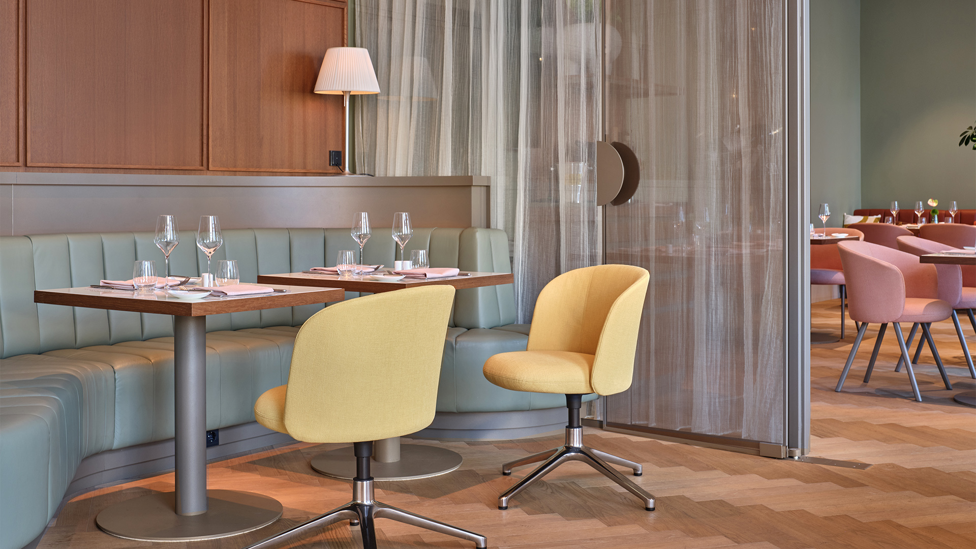 Mikado Side Chair, Lifestyle