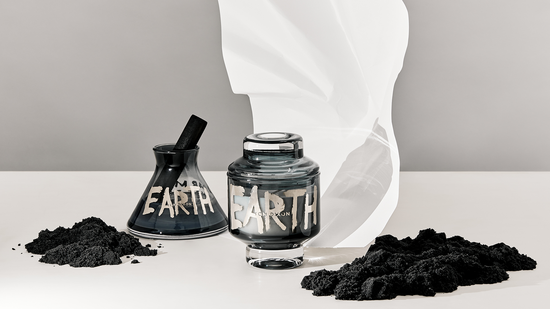 Elements Earth TWENTY Candle & Diffuser, Lifestyle