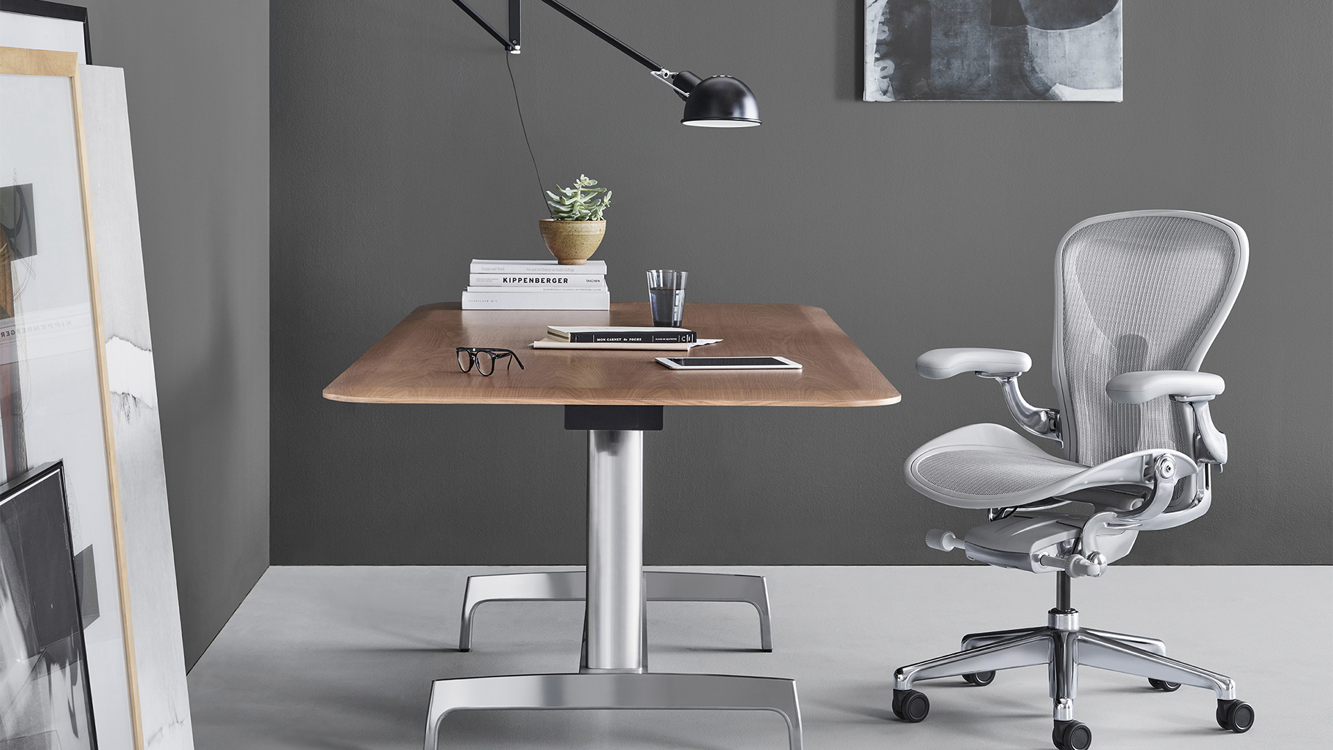 Aeron Chair, Lifestyle
