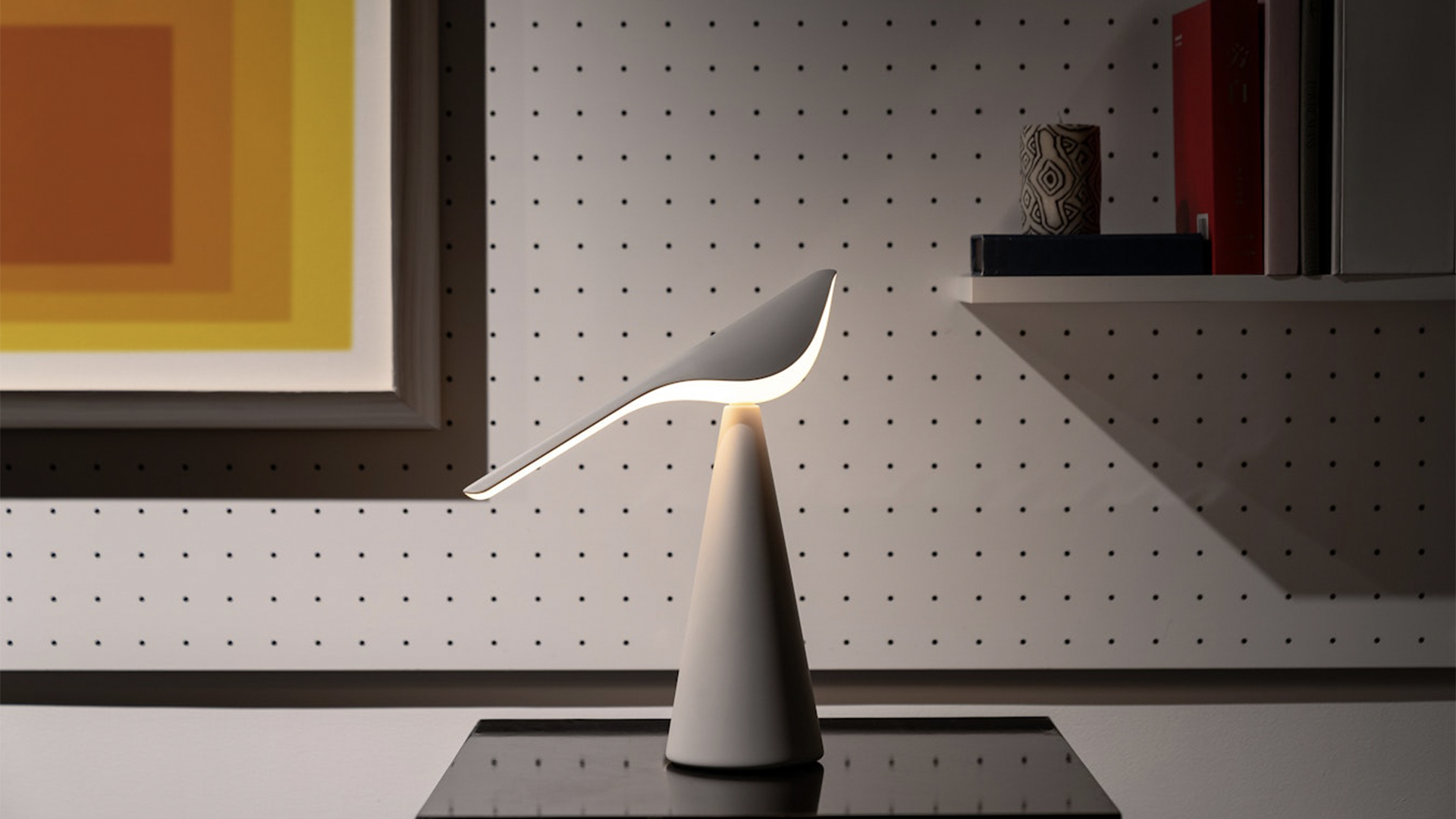 Tiki Portable Lamp, Lifestyle