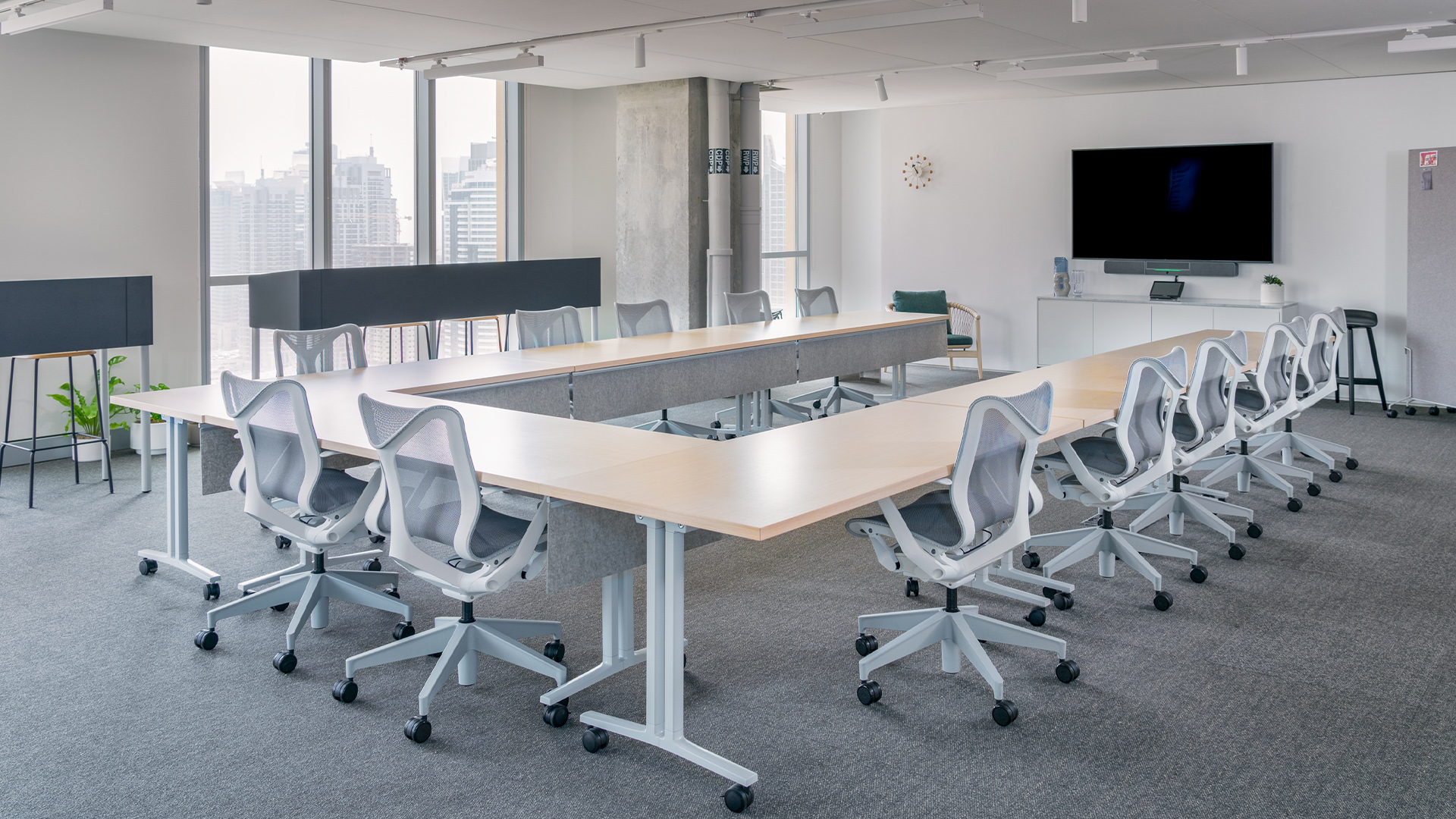 Everywhere Training Table, Lifestyle