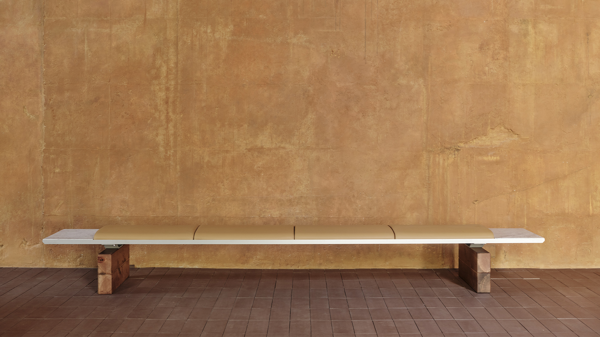 Wing Bench, Lifestyle
