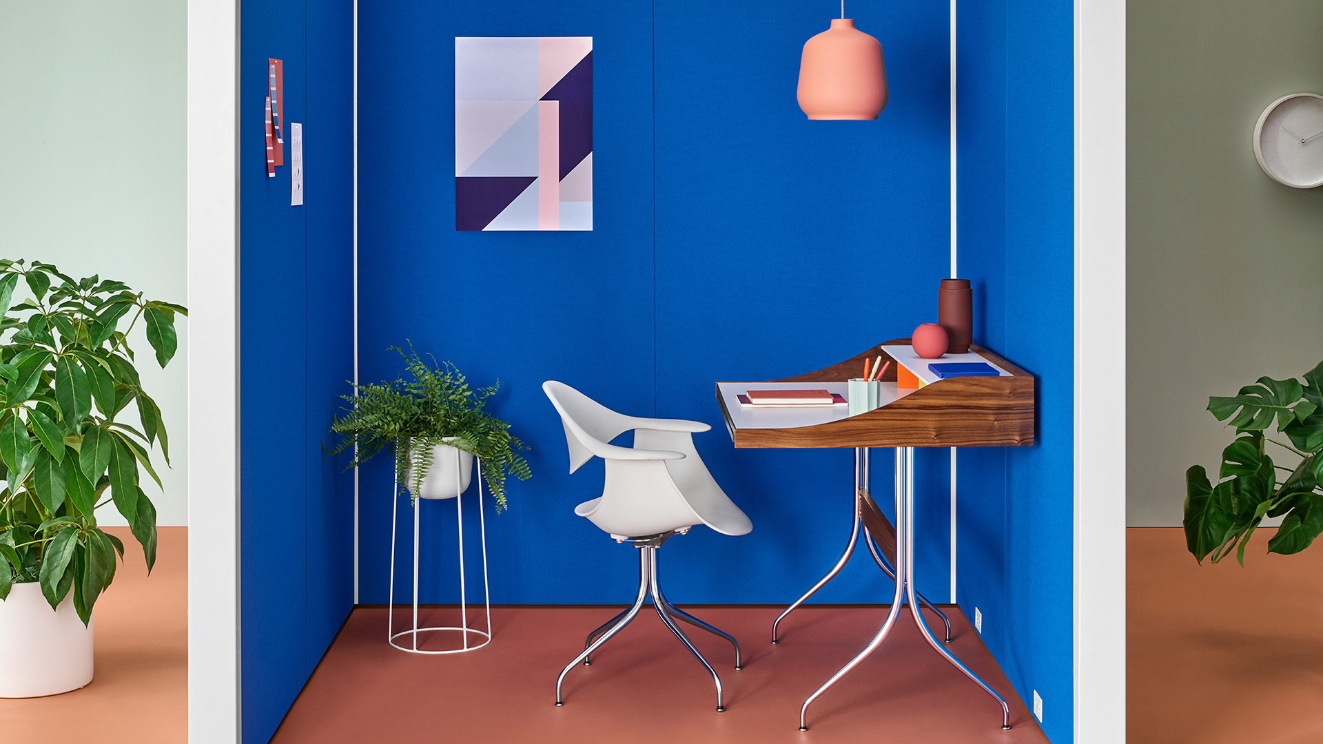 Nelson Swag leg Armchair, Lifestyle