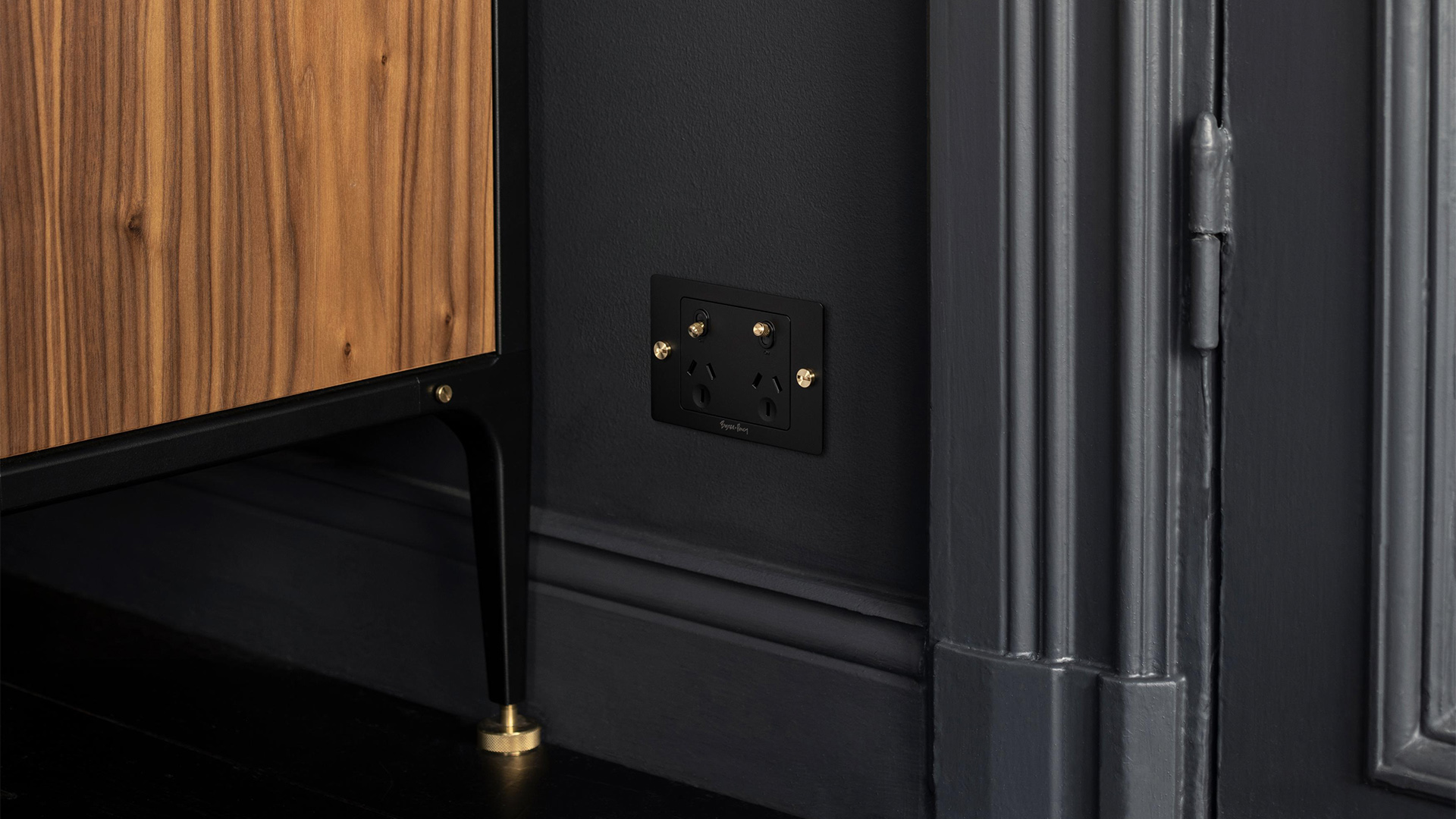 2G GPO Switch, Lifestyle
