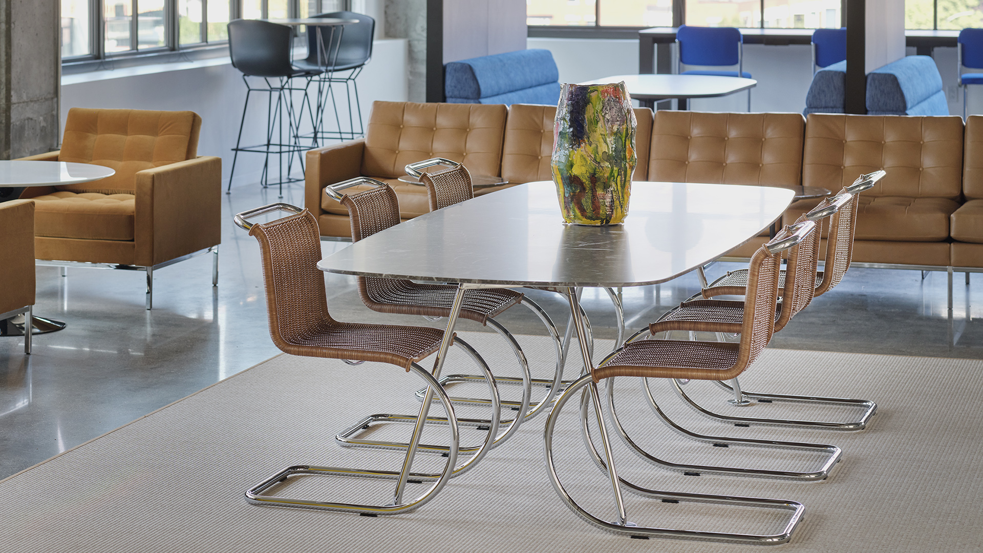 MR Side Chair, Lifestyle