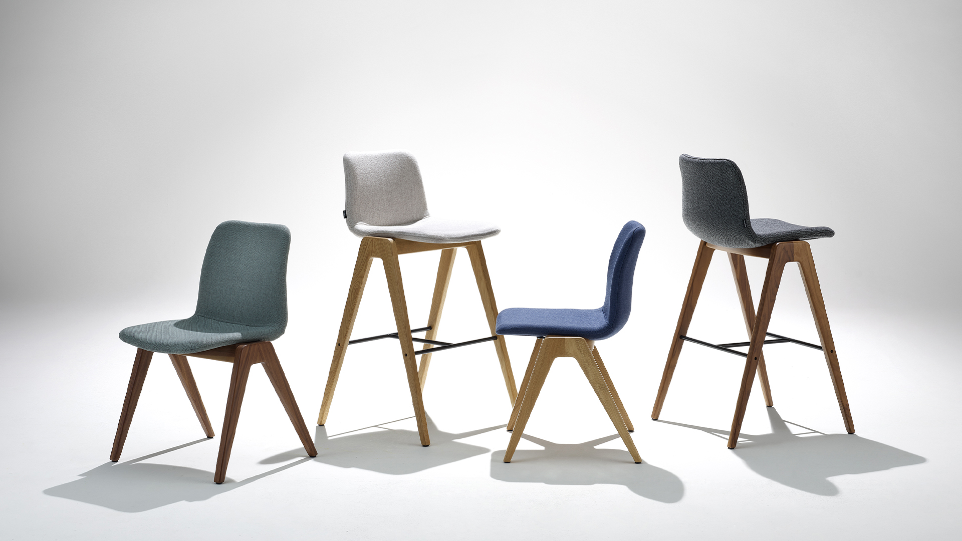 Viv Chair, Wood Base, Lifestyle