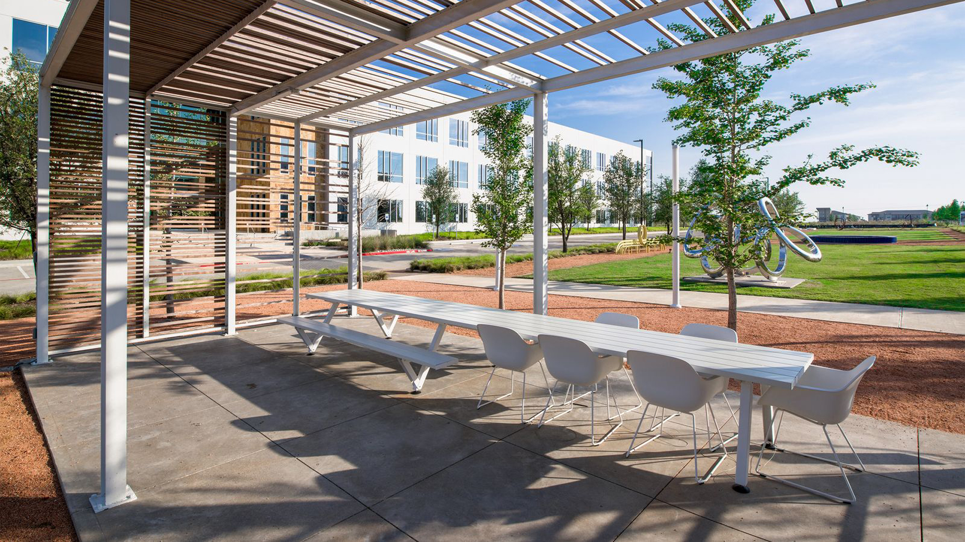 Marina Picnic Table, Lifestyle