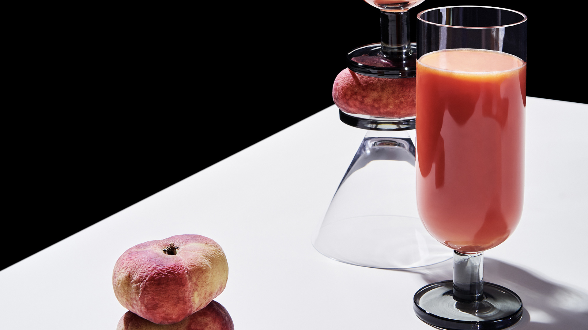 Puck Highball Glass, Lifestyle