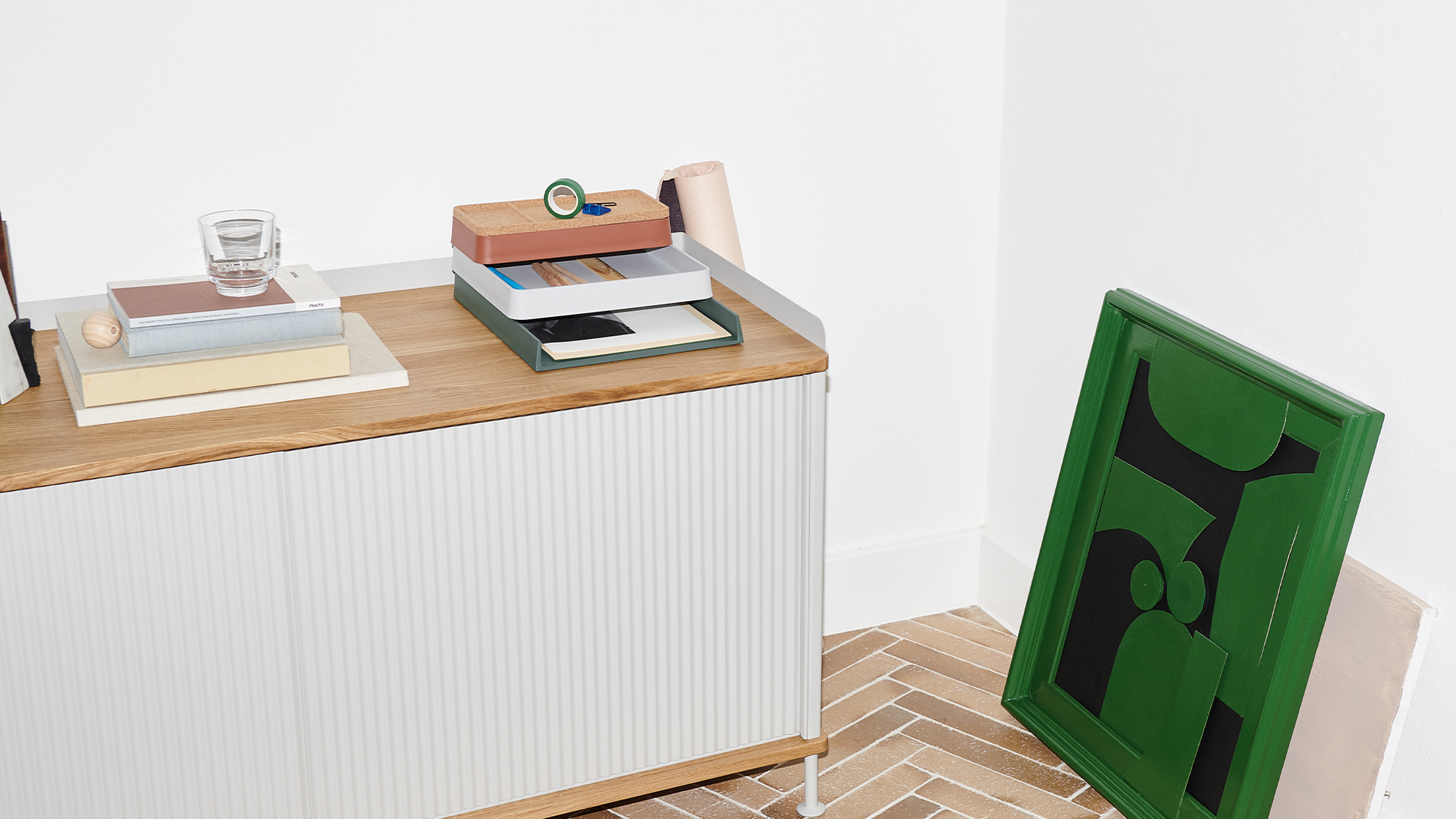 Arrange Desktop Series, Configuration 2, Lifestyle