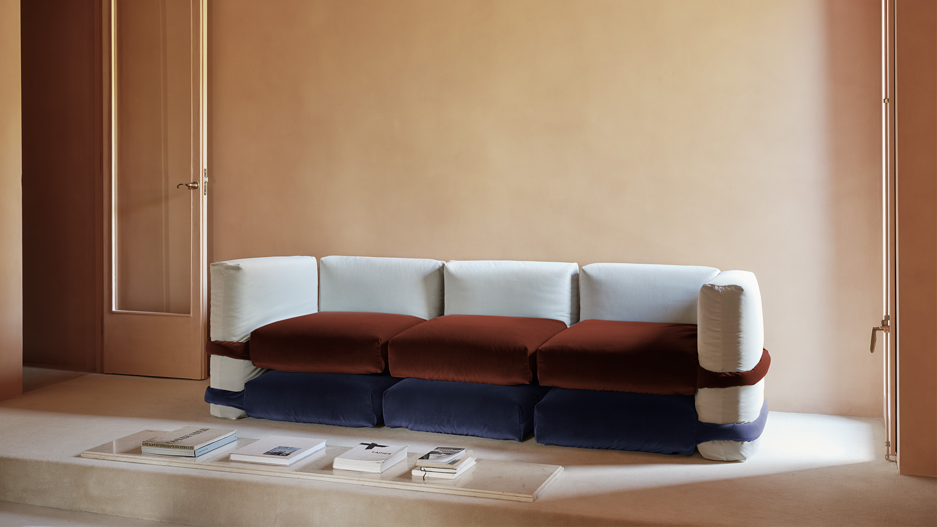 Pillow Sofa, Lifestyle