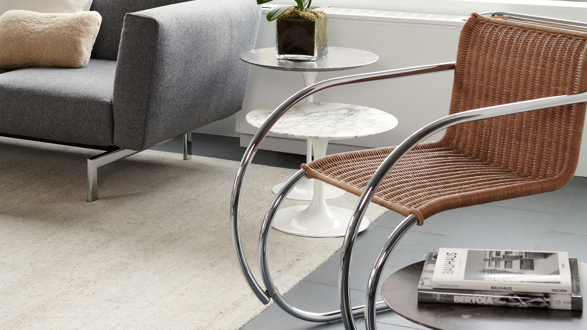 MR Chair with Arms, Lifestyle