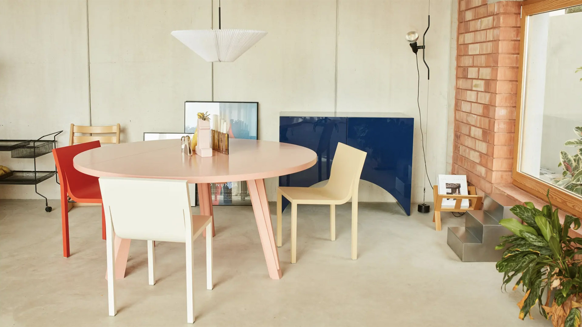 Stedelijk Chair, Lifestyle