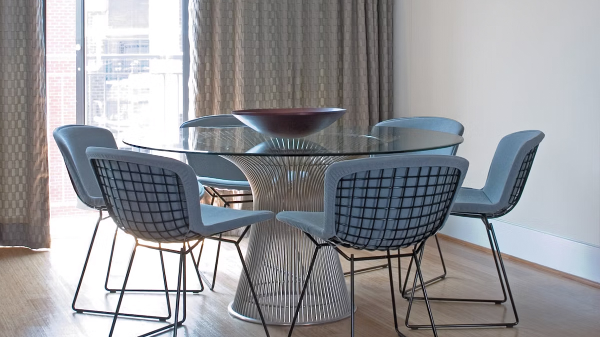 Platner Dining Table, Lifestyle