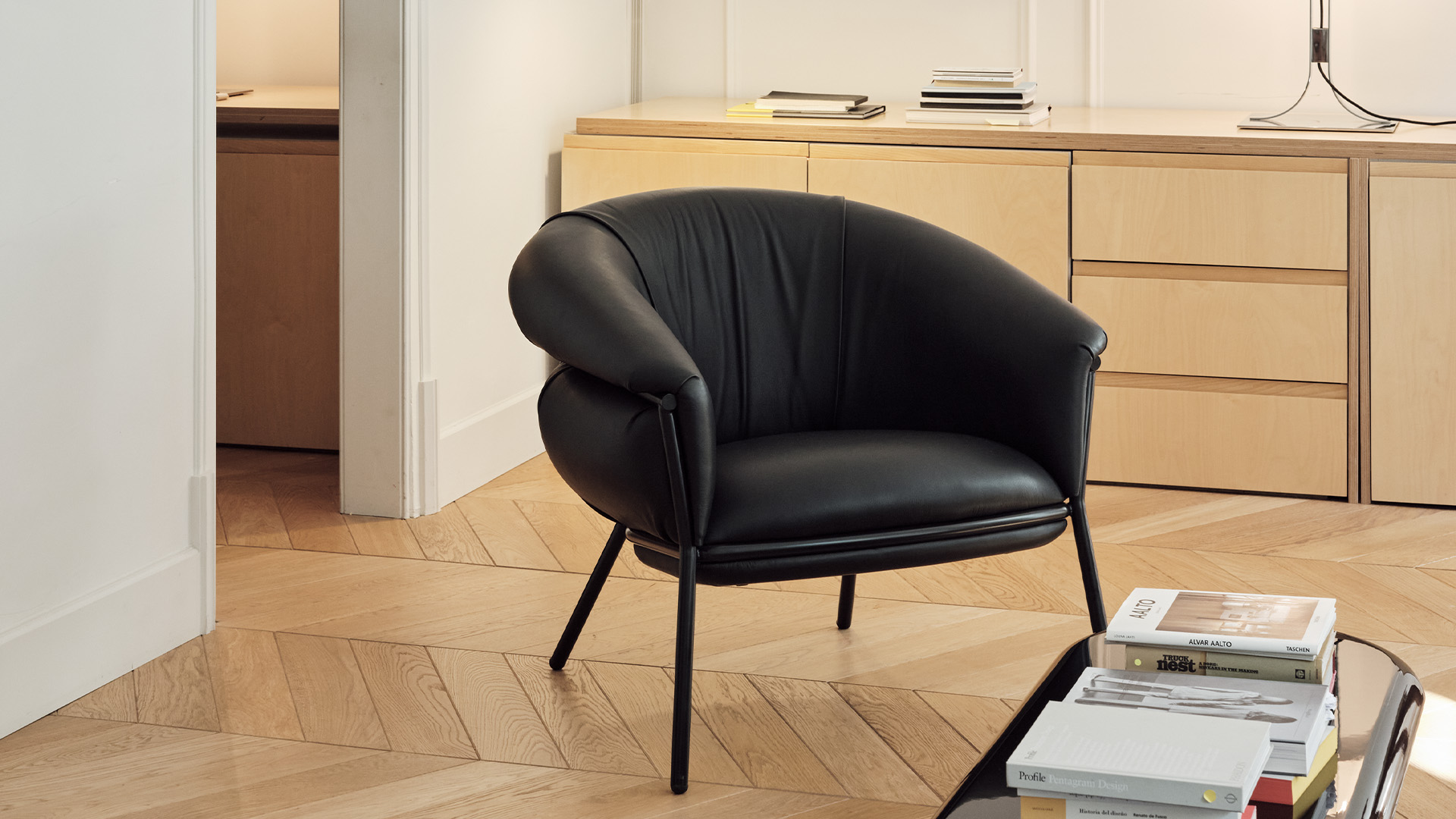 Grasso Armchair, Lifestyle