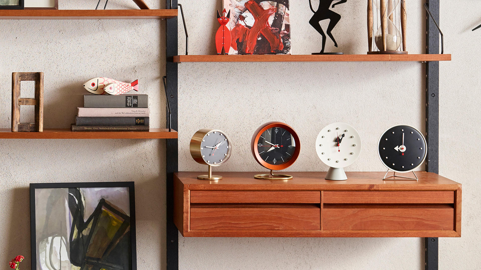 Nelson Desk Clocks, Lifestyle