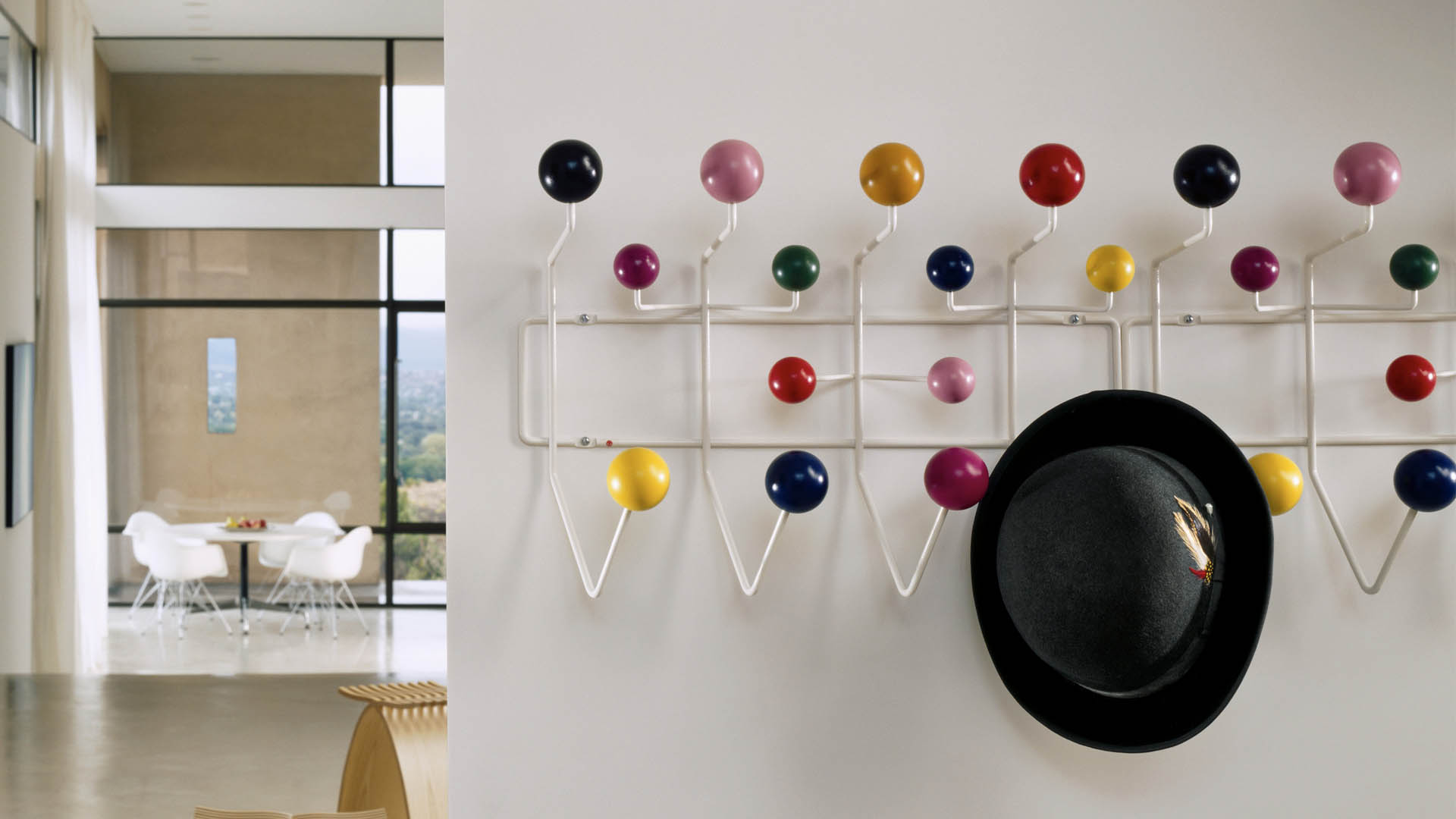 Eames Hang-It-All, Lifestyle