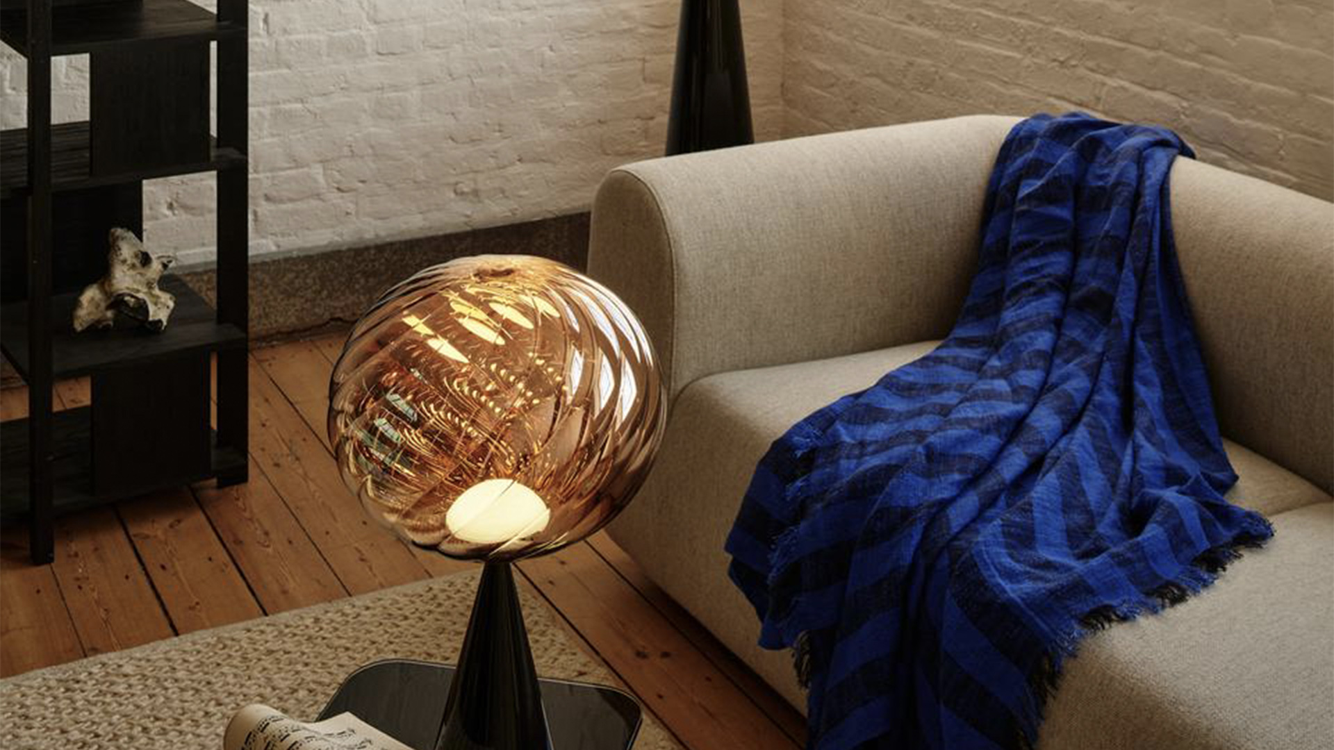 Band Throw, Lifestyle